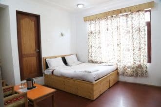 Hotel Grand Jigar, Srinagar 2